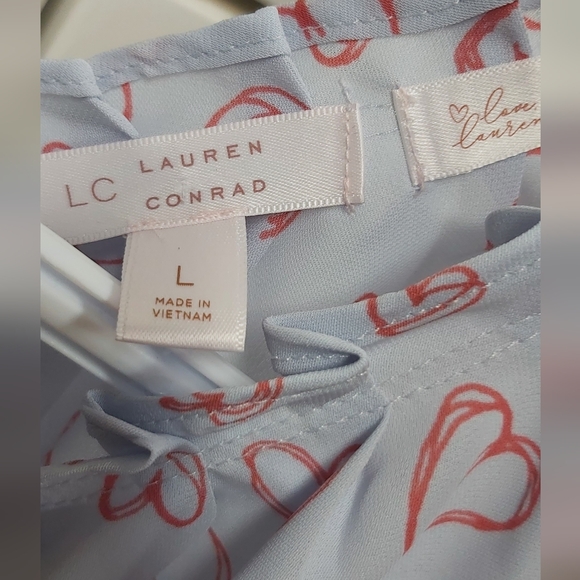 Lauren Conrad capped sleeve top - Picture 4 of 8